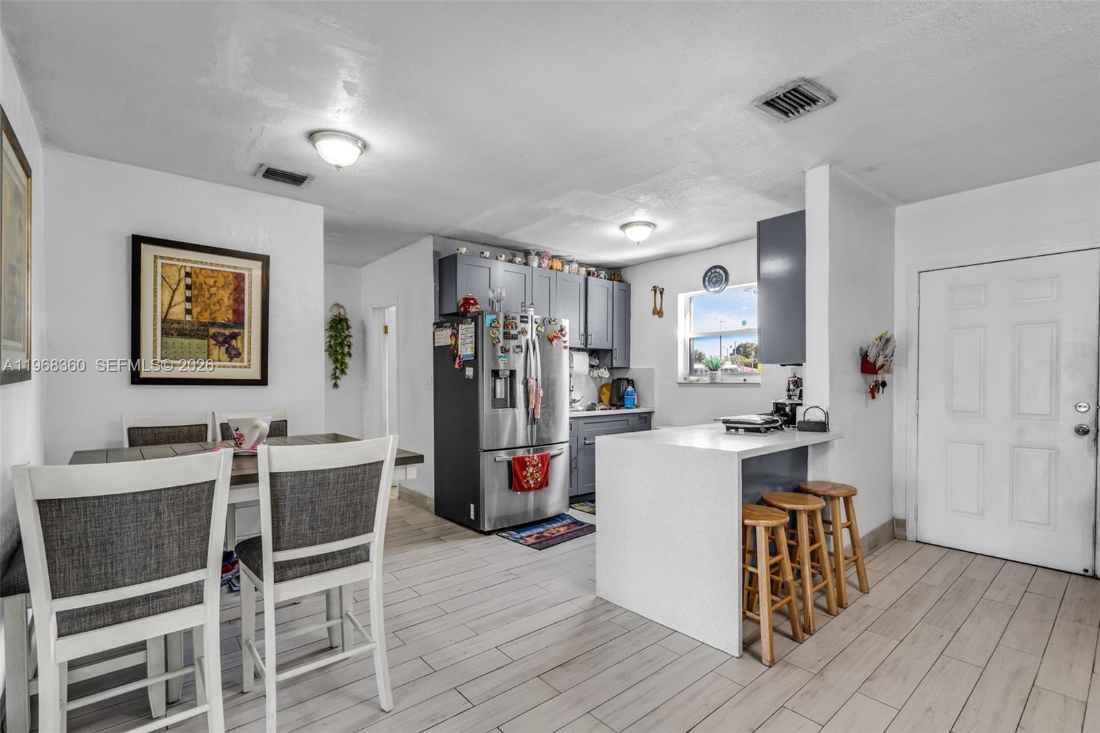 ELSON MANORS - Residential