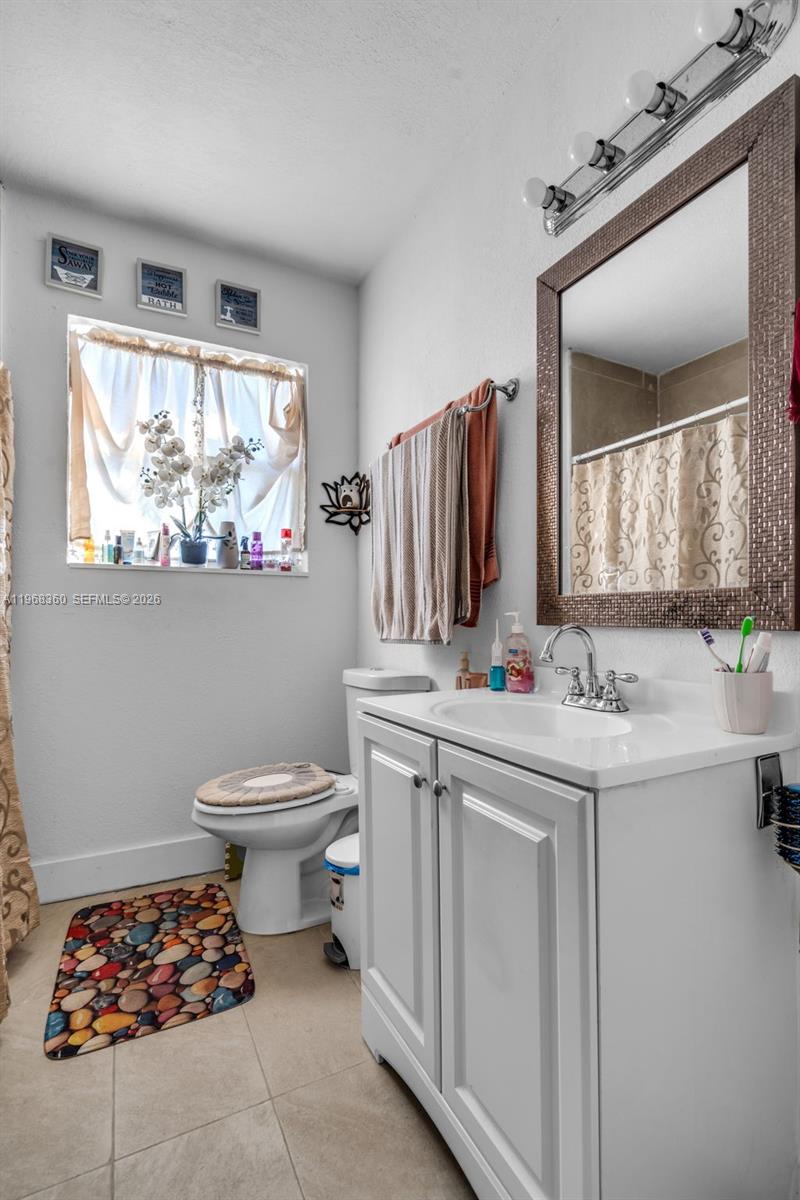 ELSON MANORS - Residential