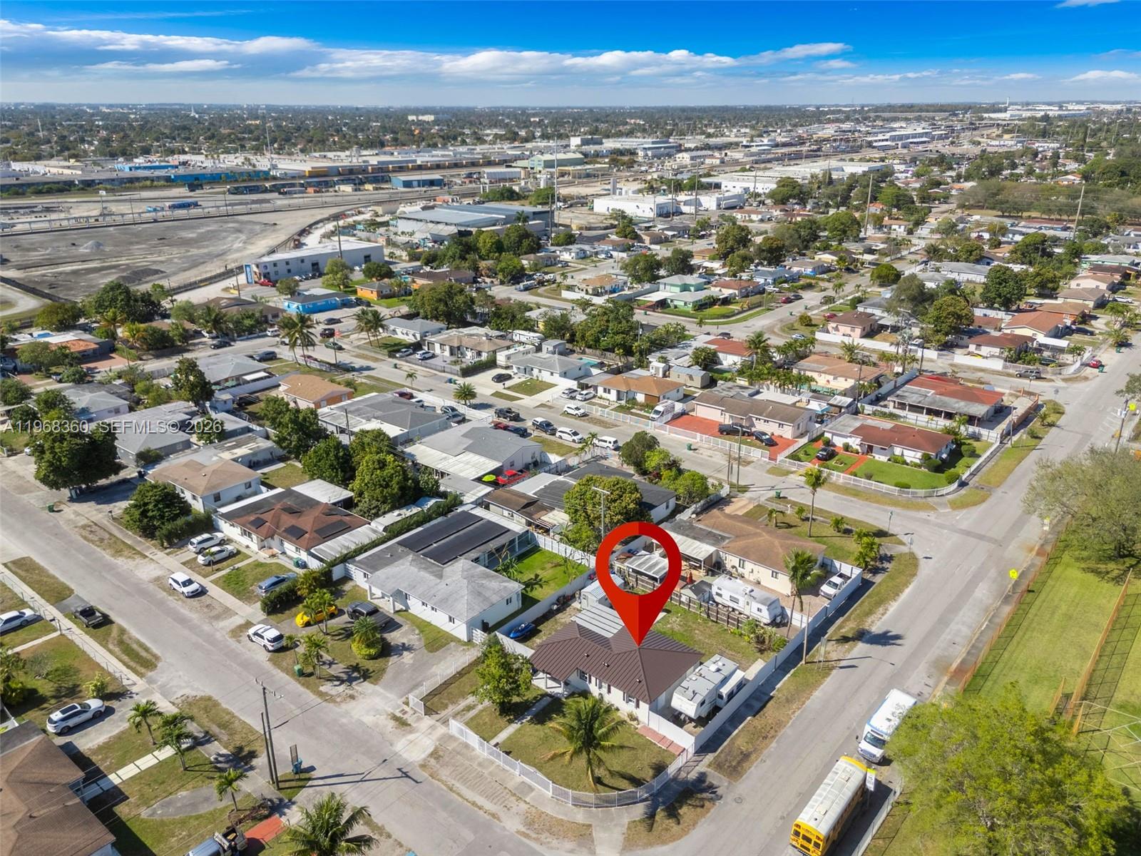 ELSON MANORS - Residential