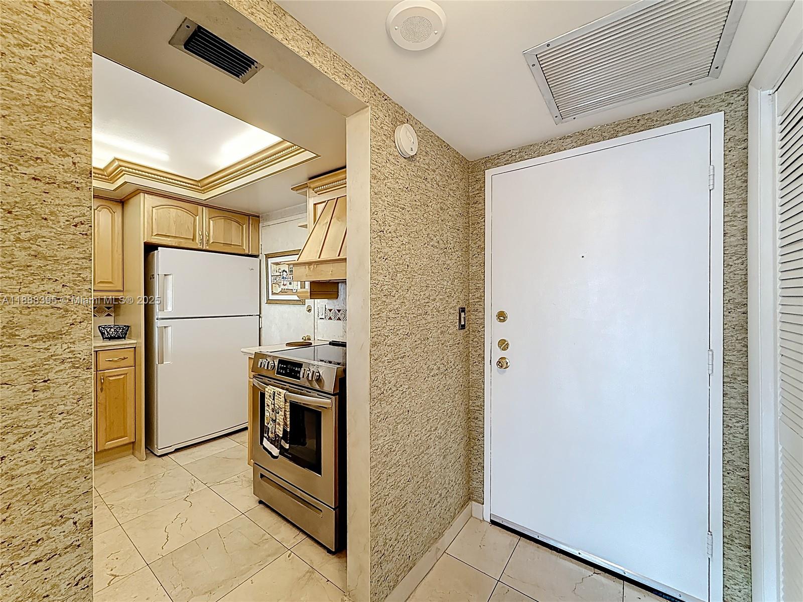 OLYMPUS CONDO PHASE - Residential Lease