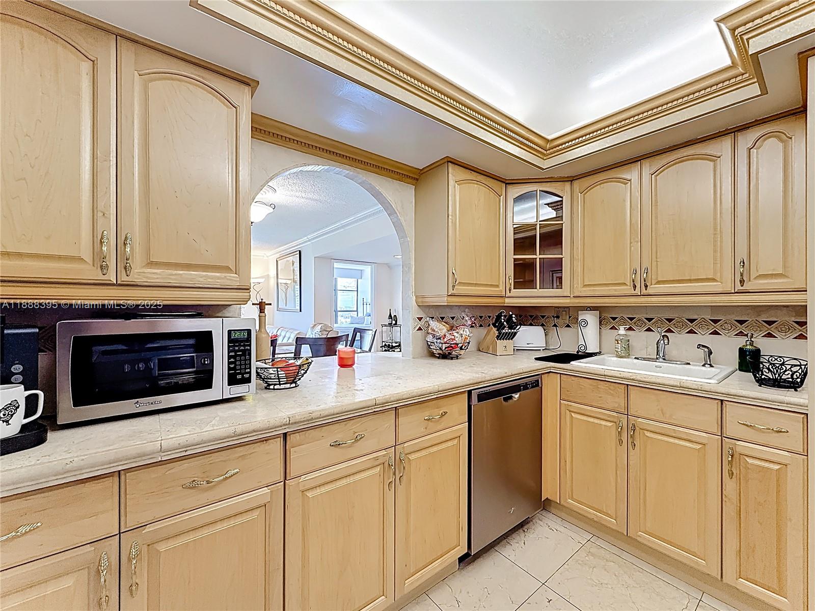 OLYMPUS CONDO PHASE - Residential Lease