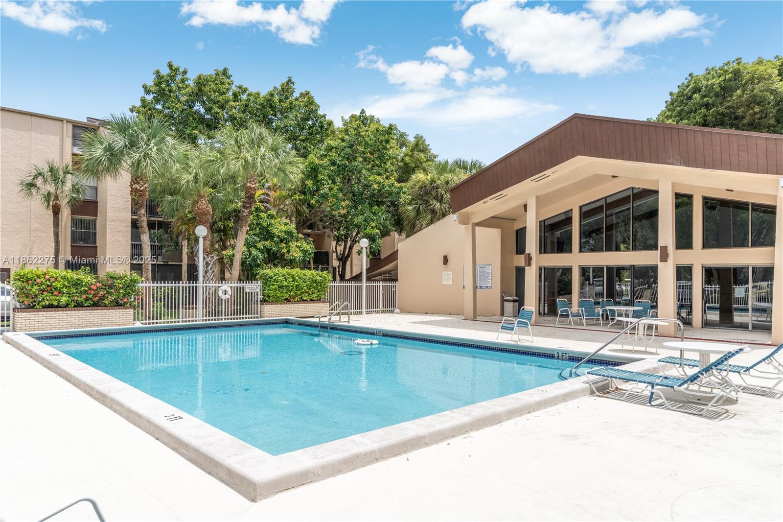 PROMENADE AT KENDALE LAKE - Residential
