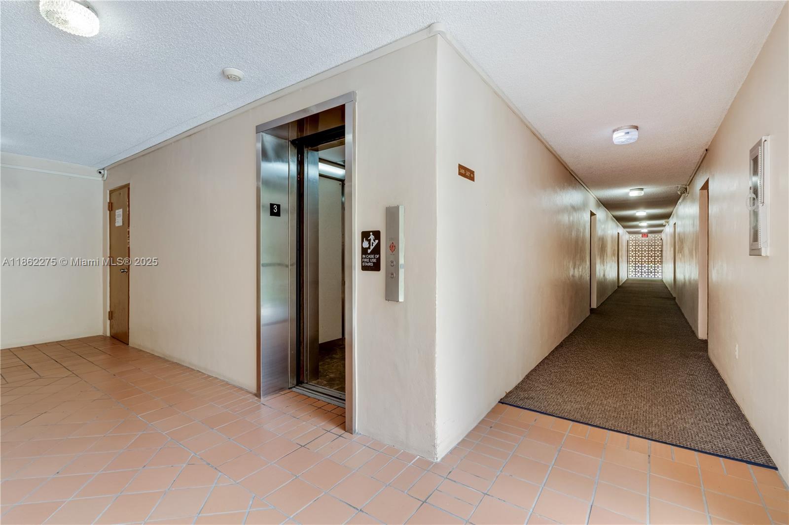 PROMENADE AT KENDALE LAKE - Residential