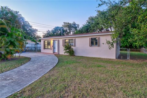 1291 NE 207th St 0 Miami FL 33179