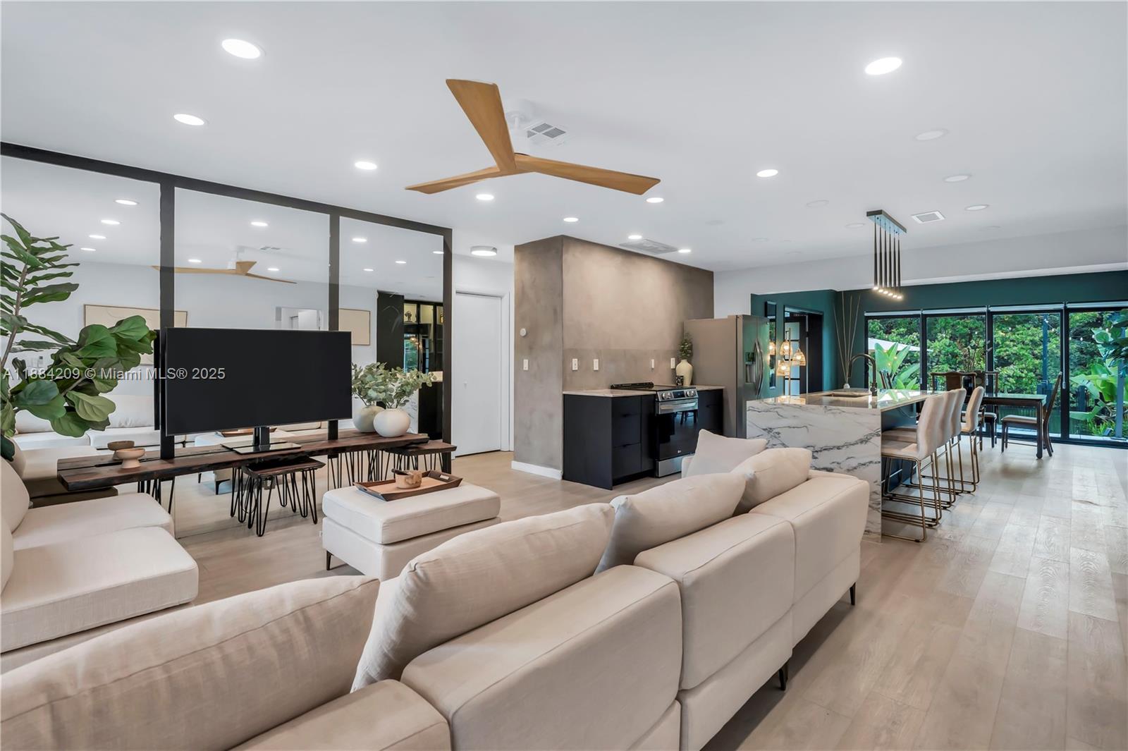 ROYAL PALM ACRES ELEVENTH - Residential