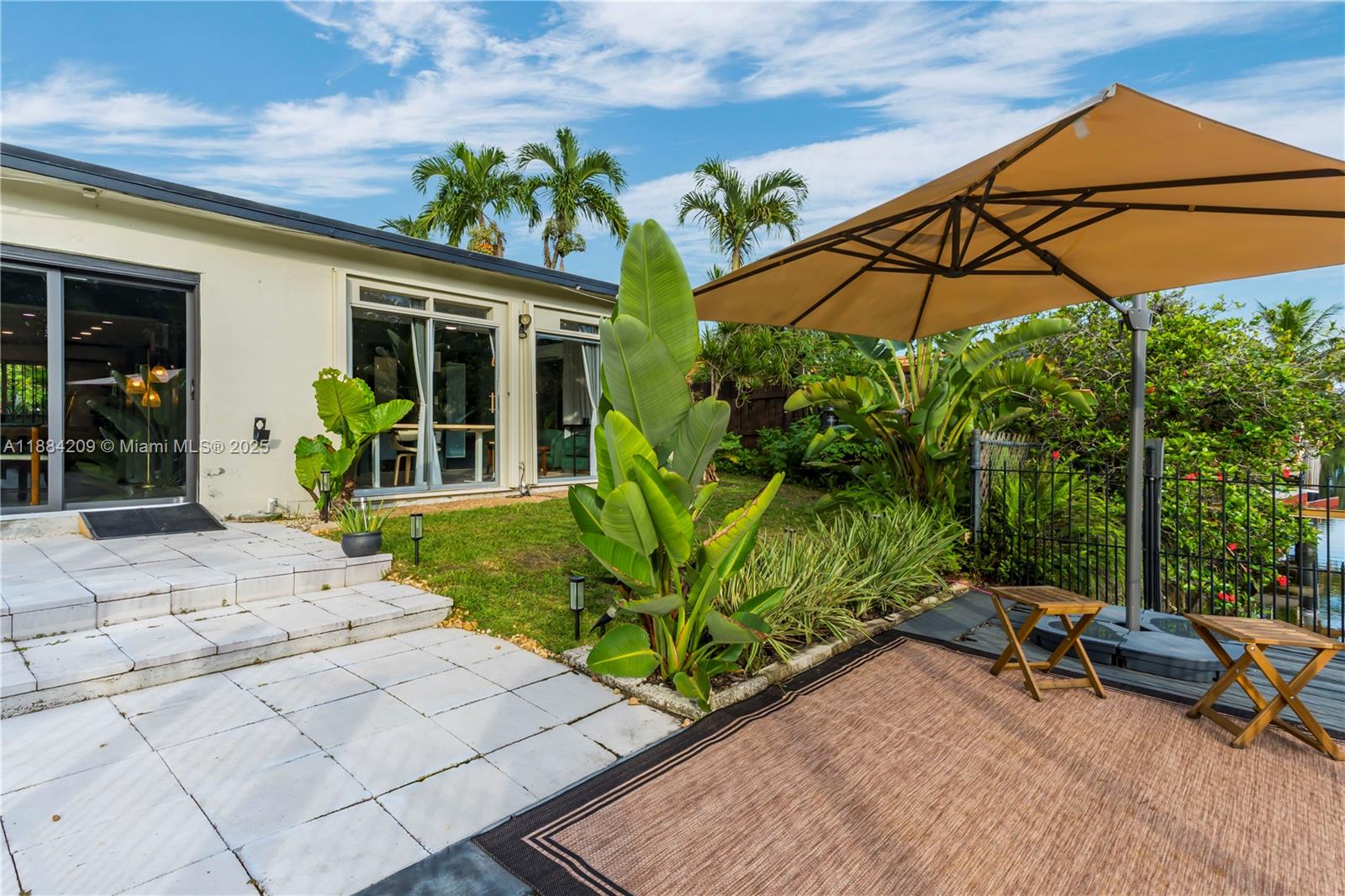 ROYAL PALM ACRES ELEVENTH - Residential