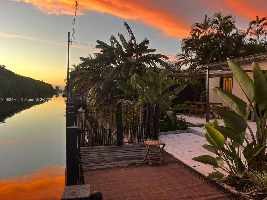 ROYAL PALM ACRES ELEVENTH - Residential