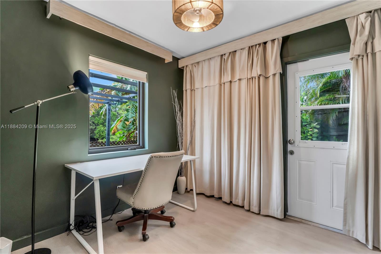 ROYAL PALM ACRES ELEVENTH - Residential