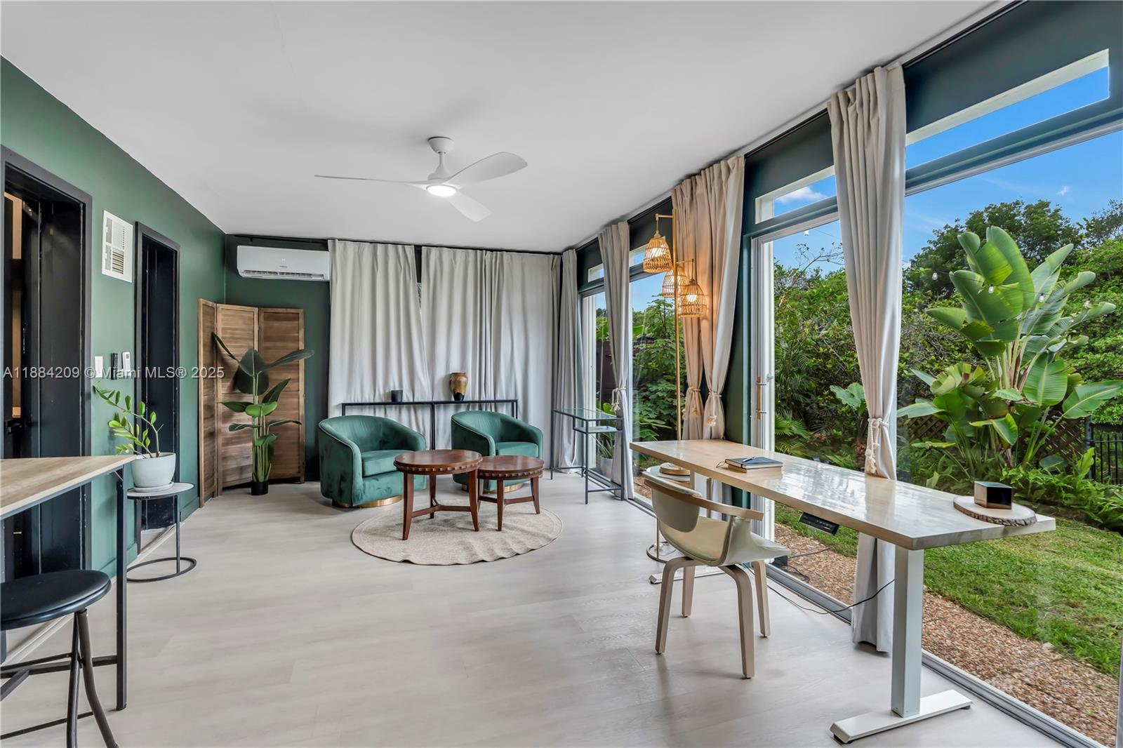 ROYAL PALM ACRES ELEVENTH - Residential