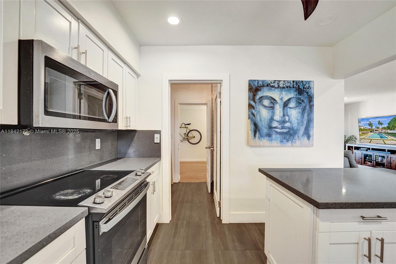 HOLLYWOOD COUNTRY CLUB DI - Residential