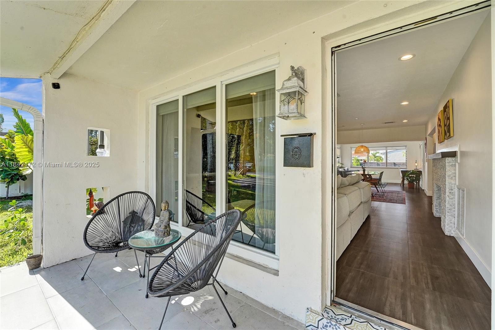 HOLLYWOOD COUNTRY CLUB DI - Residential