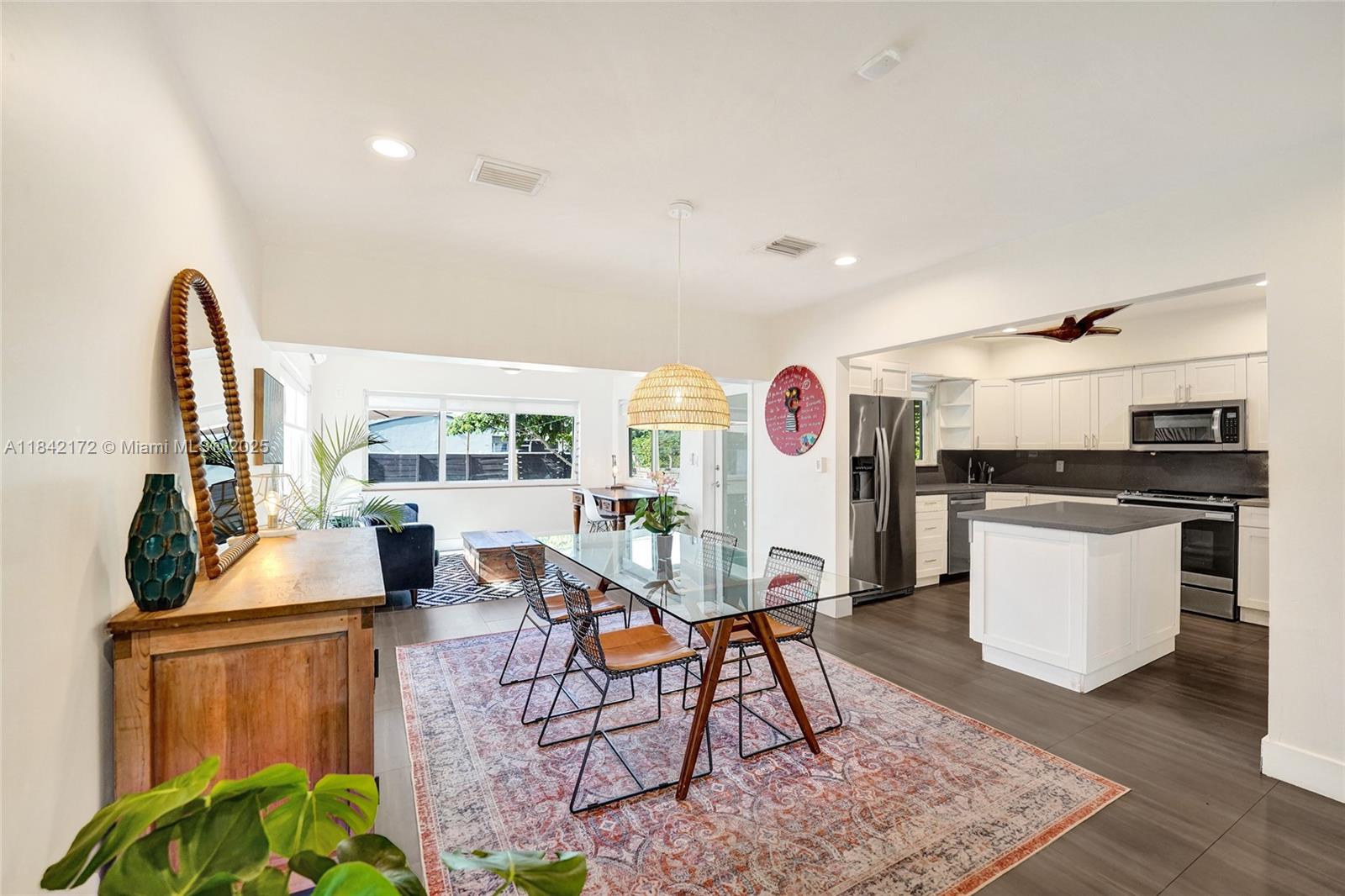 HOLLYWOOD COUNTRY CLUB DI - Residential