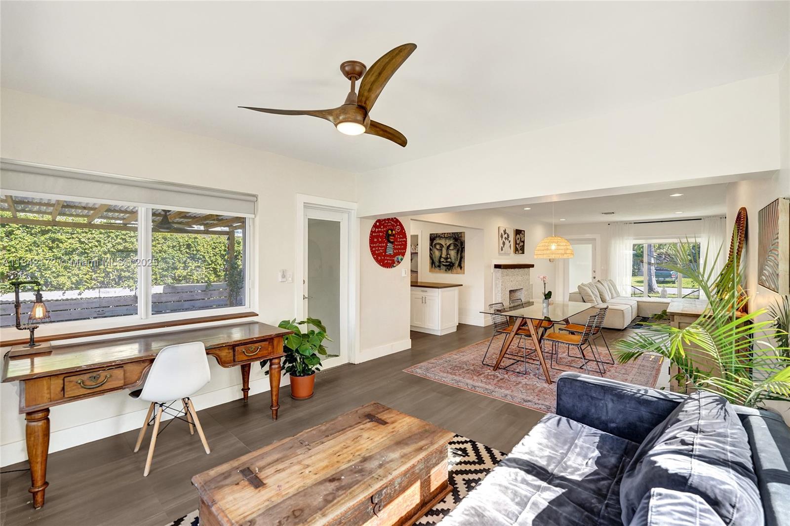 HOLLYWOOD COUNTRY CLUB DI - Residential