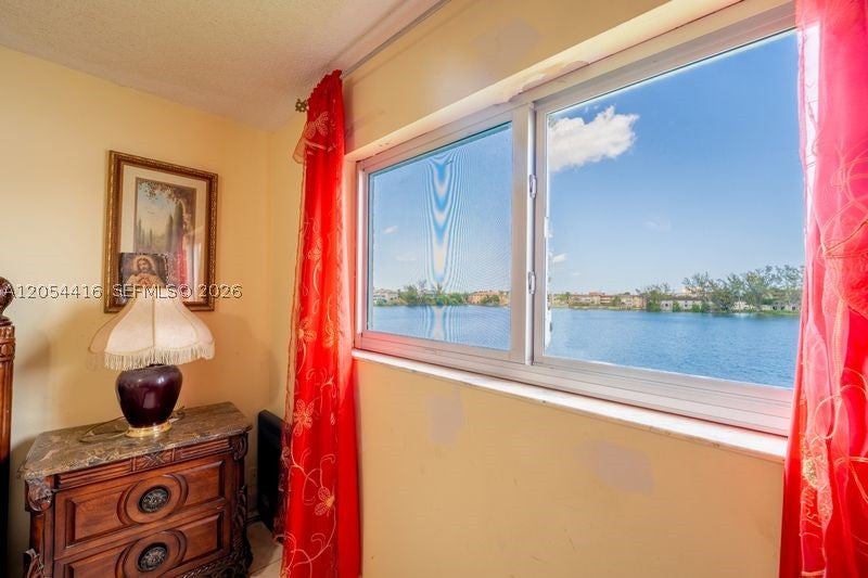 9917 W Okeechobee Rd 3-306