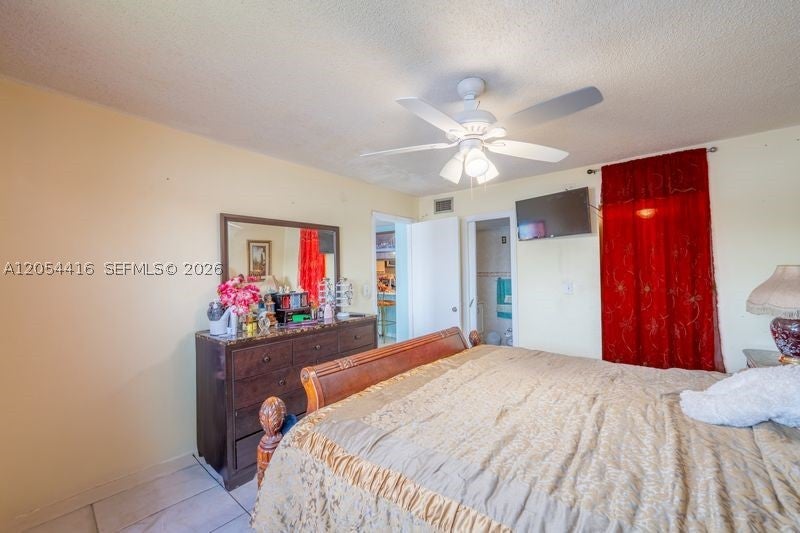 9917 W Okeechobee Rd 3-306