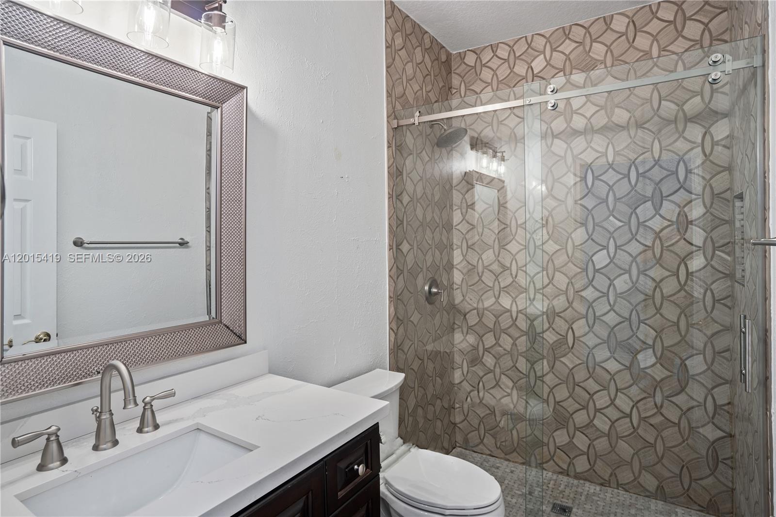 ROLLING HILLS GOLF & TENN - Residential