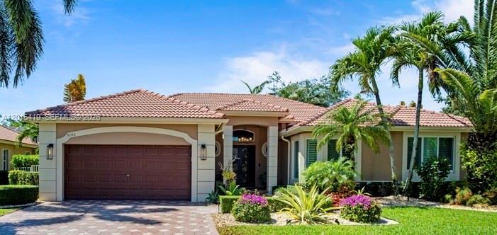 View photos, virtual tours, details... 8146 N Savannah Cir