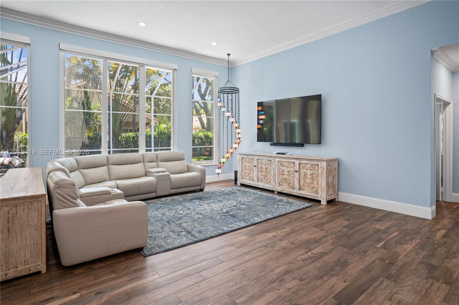 ROLLING HILLS GOLF & TENN - Residential