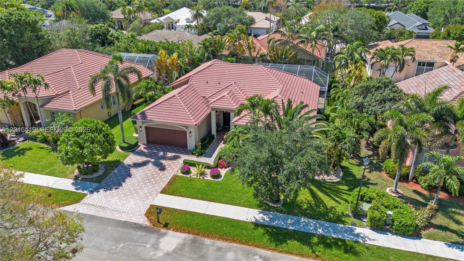 View photos, virtual tours, details... 8146 N Savannah Cir