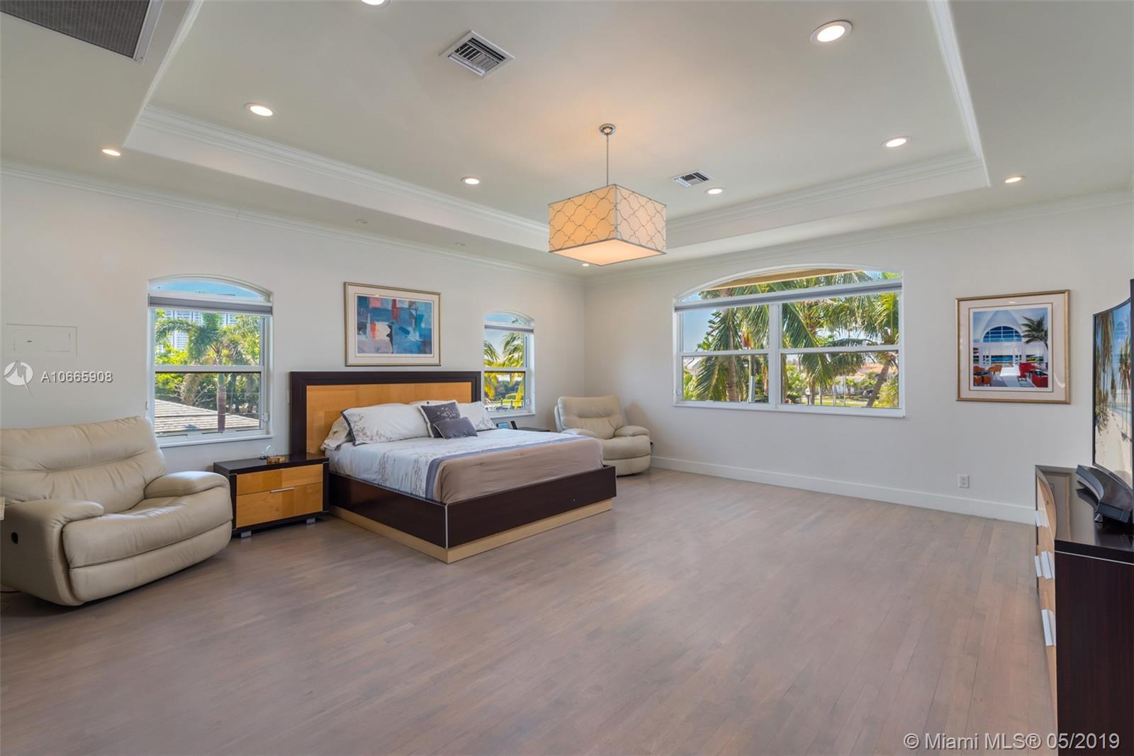 GOLDEN ISLES - Residential Lease