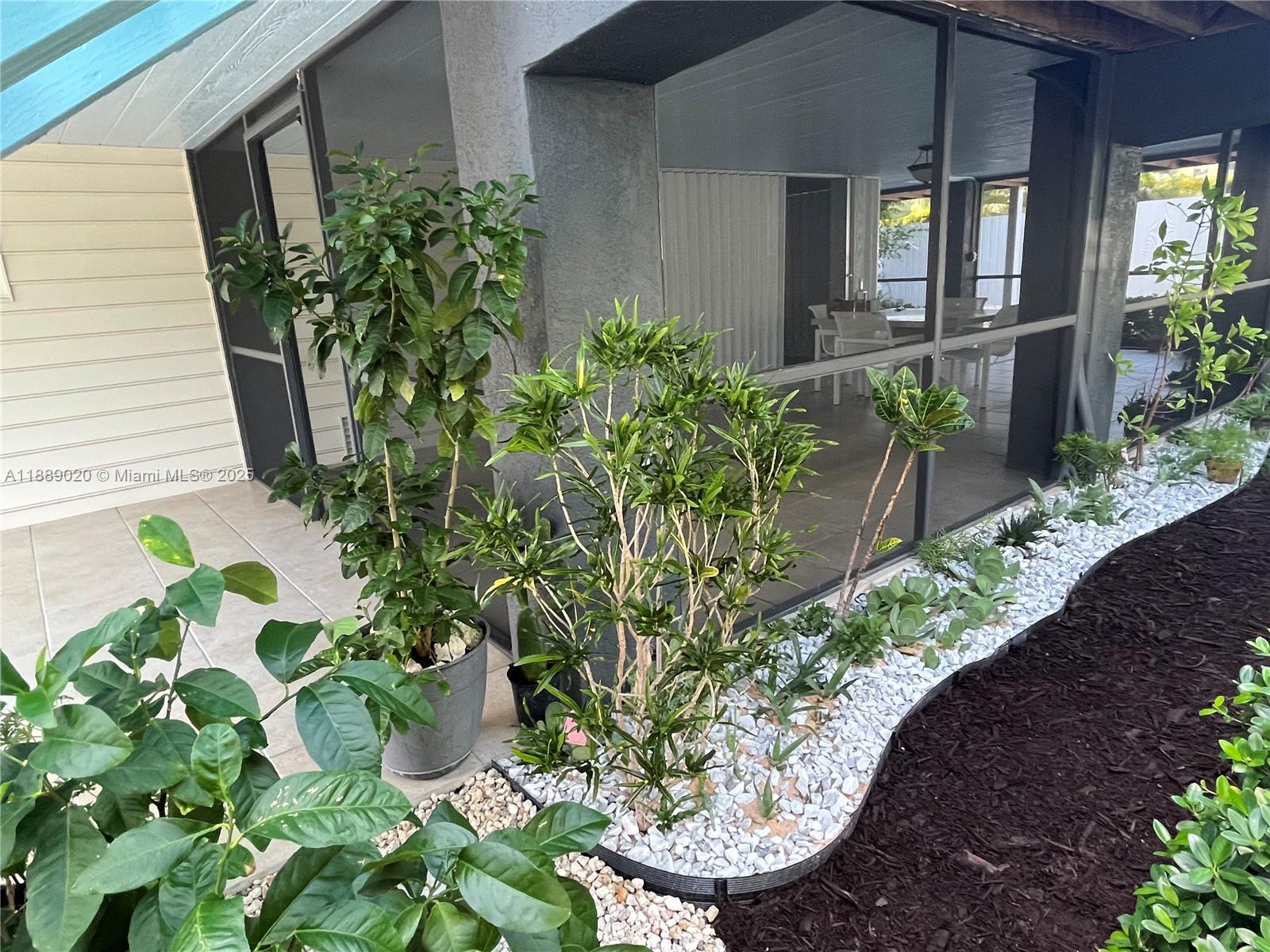 VACATION VILLAGE AMD & EX - Residential