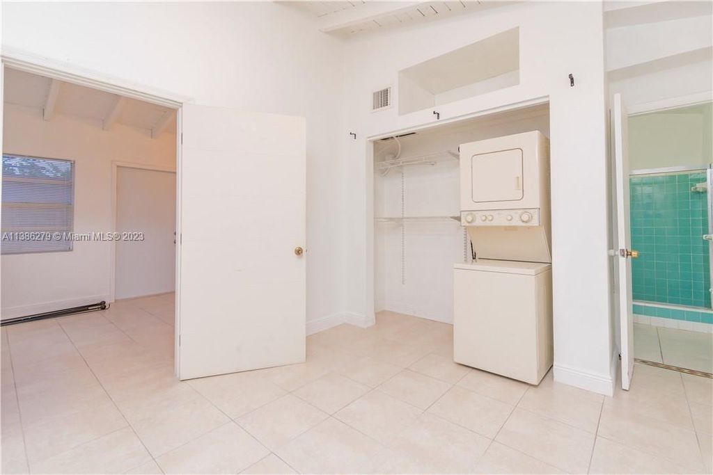 Photo of 1809 SW 10th St #3, Fort Lauderdale, FL 33312 (MLS # A11386279)