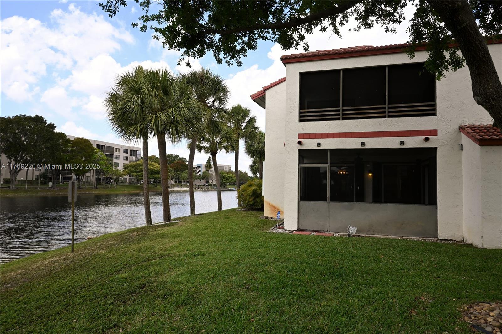 PIERPOINTE EAST CONDO TWO - Residential
