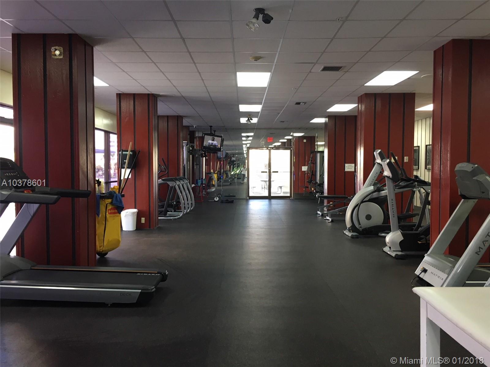 COMMODORE PLAZA CONDO - Residential Lease