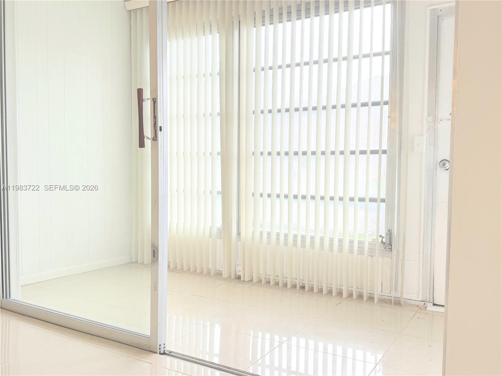 SUNRISE LAKES 153 CONDO - Residential