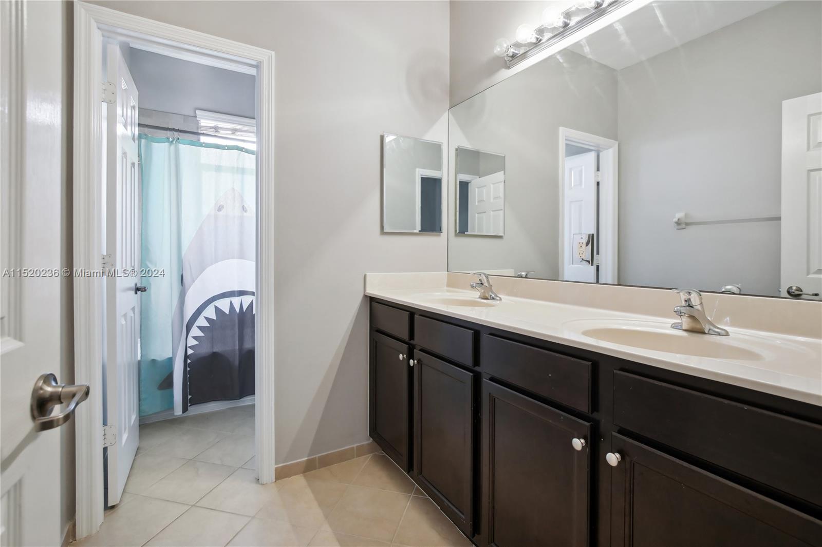 SILVER PALM WEST - Residential