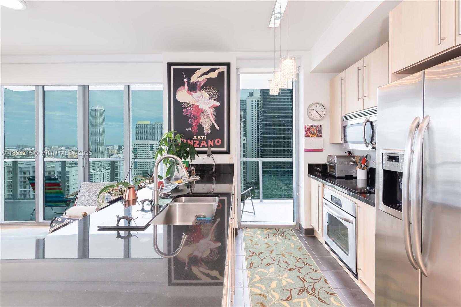 1111 SW 1st Ave 3125-N