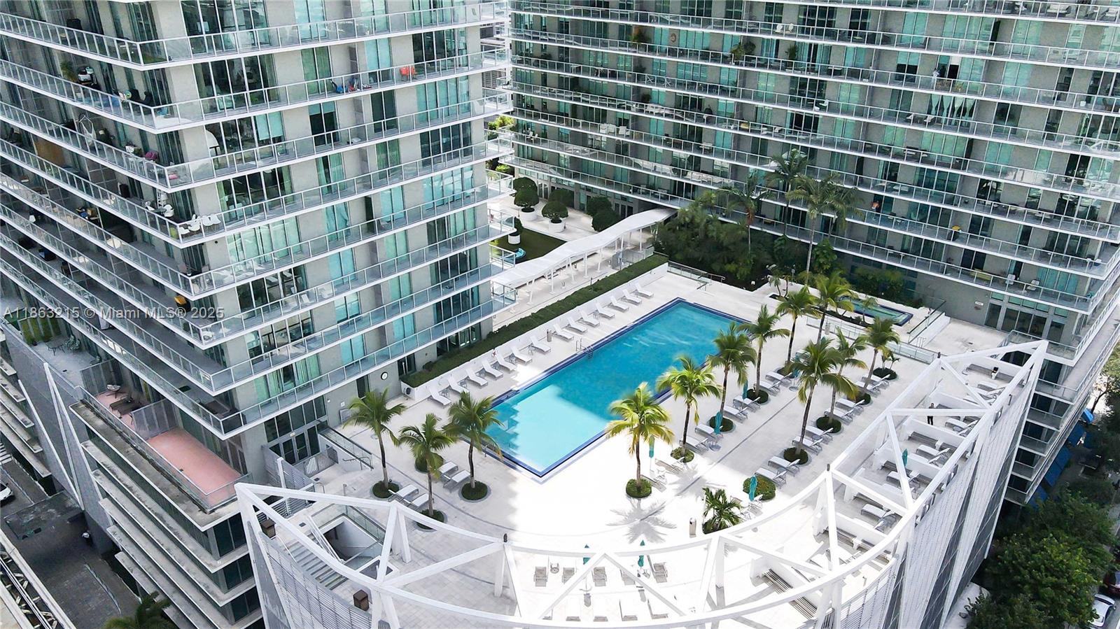 THE AXIS ON BRICKELL II C - Residential