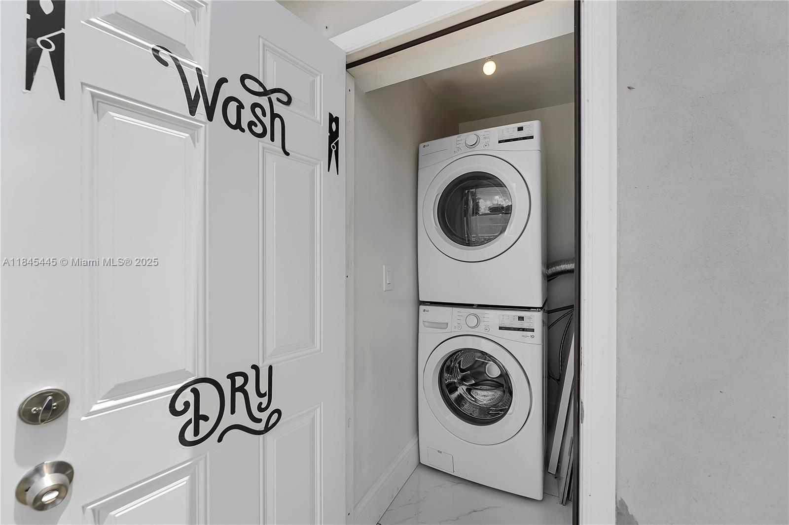 LIBERIA - Residential Lease