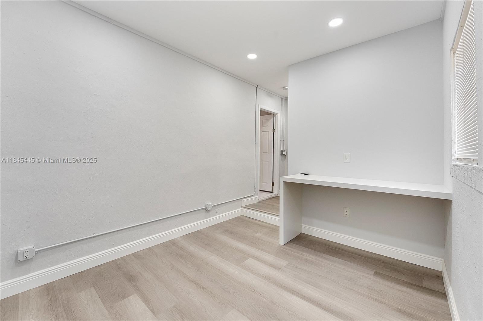 LIBERIA - Residential Lease