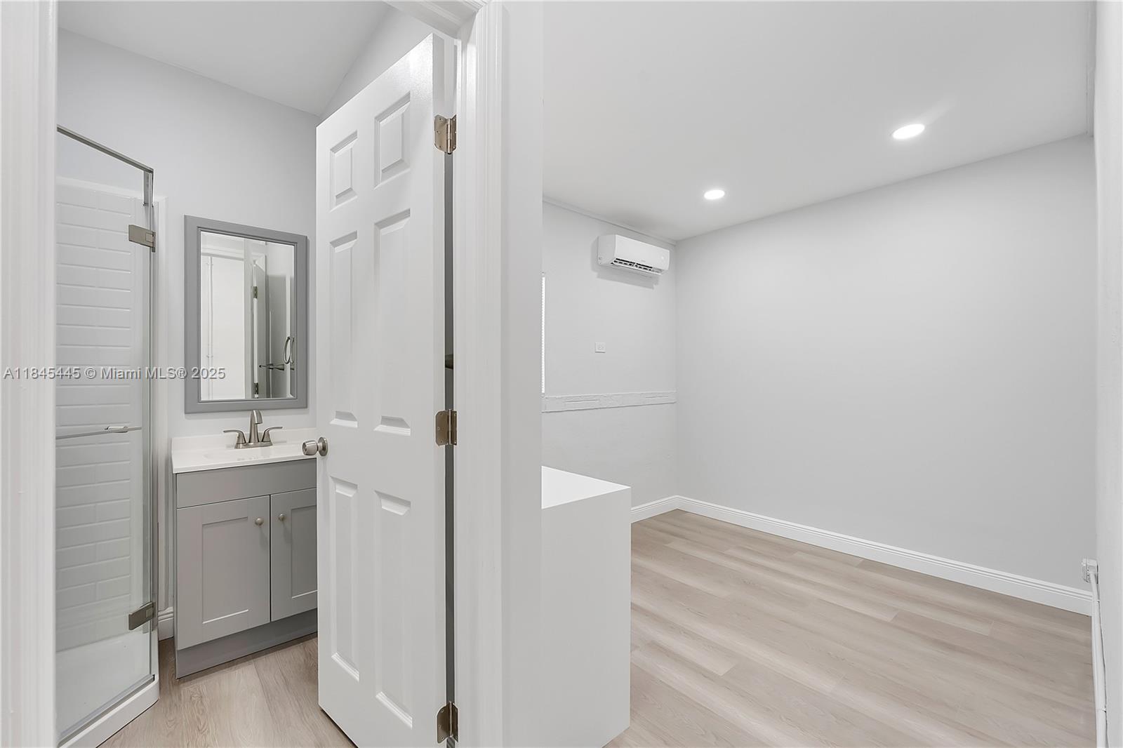 LIBERIA - Residential Lease