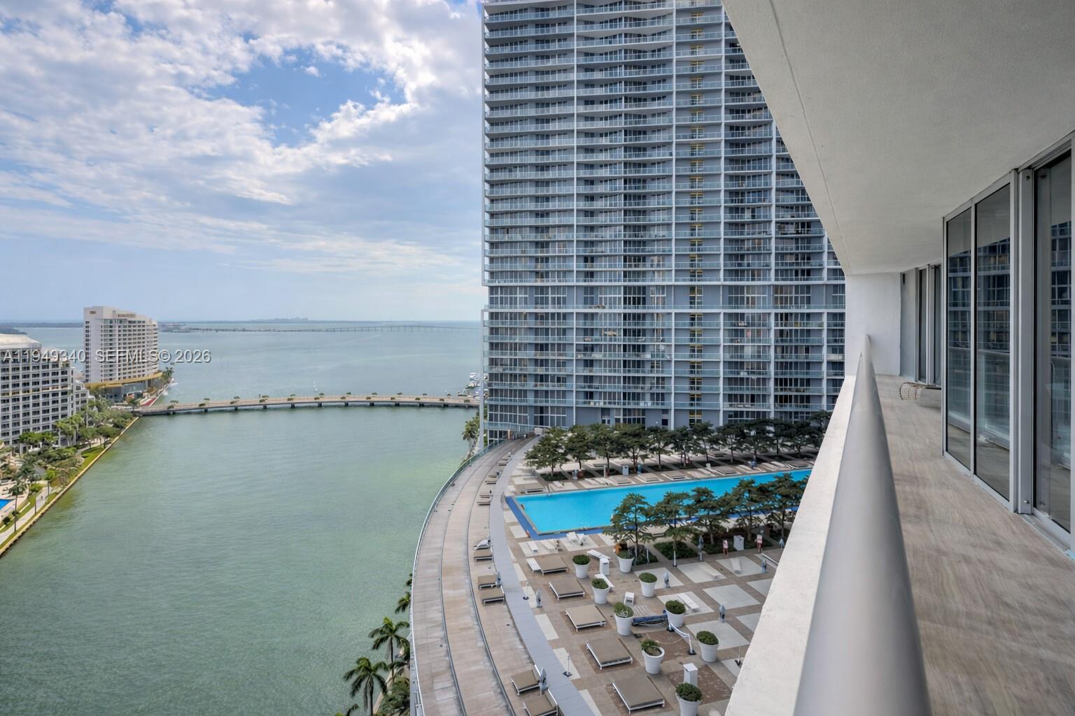ICONBRICKELL CONDO NO 1 - Residential