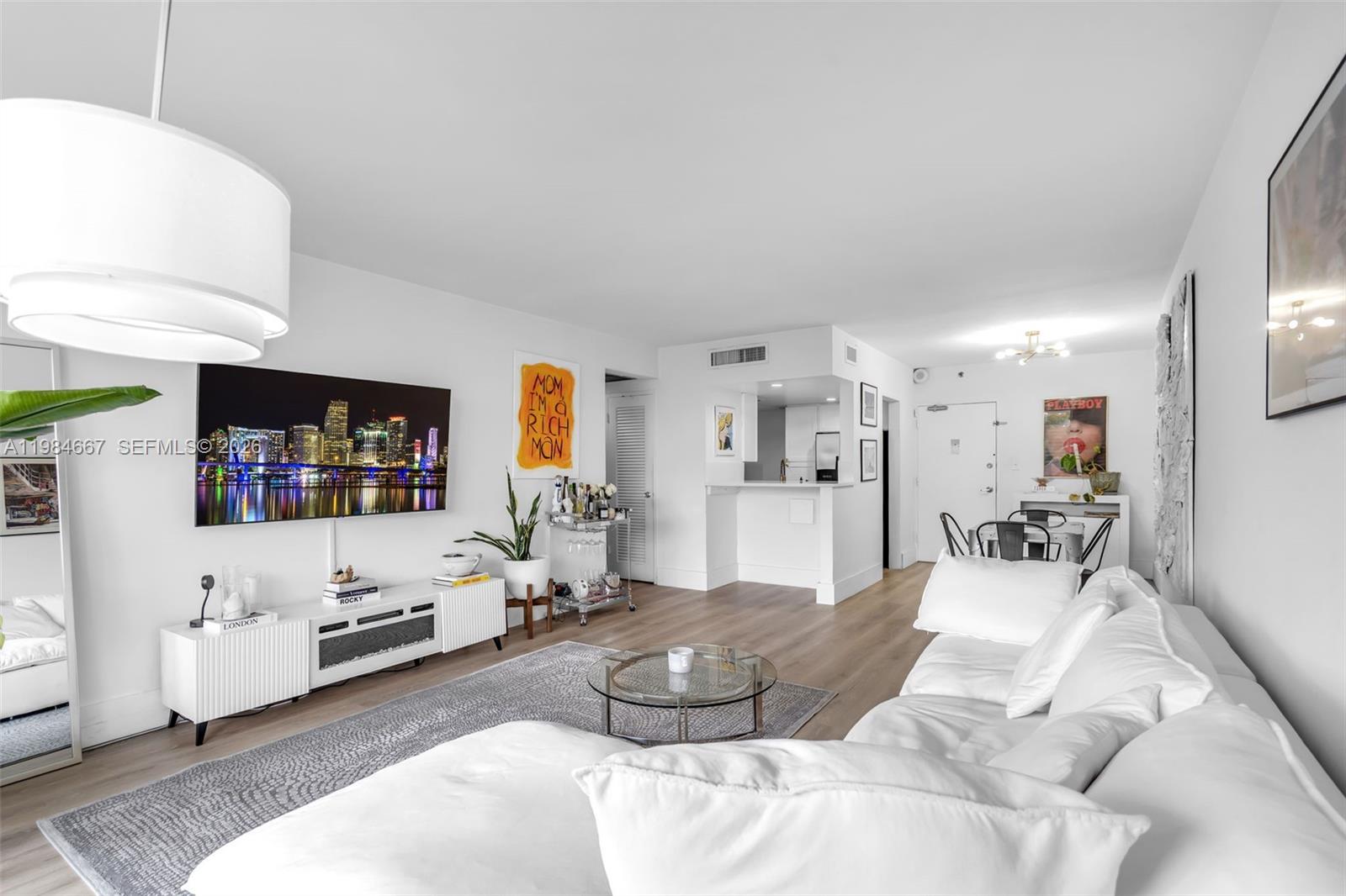 MIRADOR 1200 CONDO - Residential