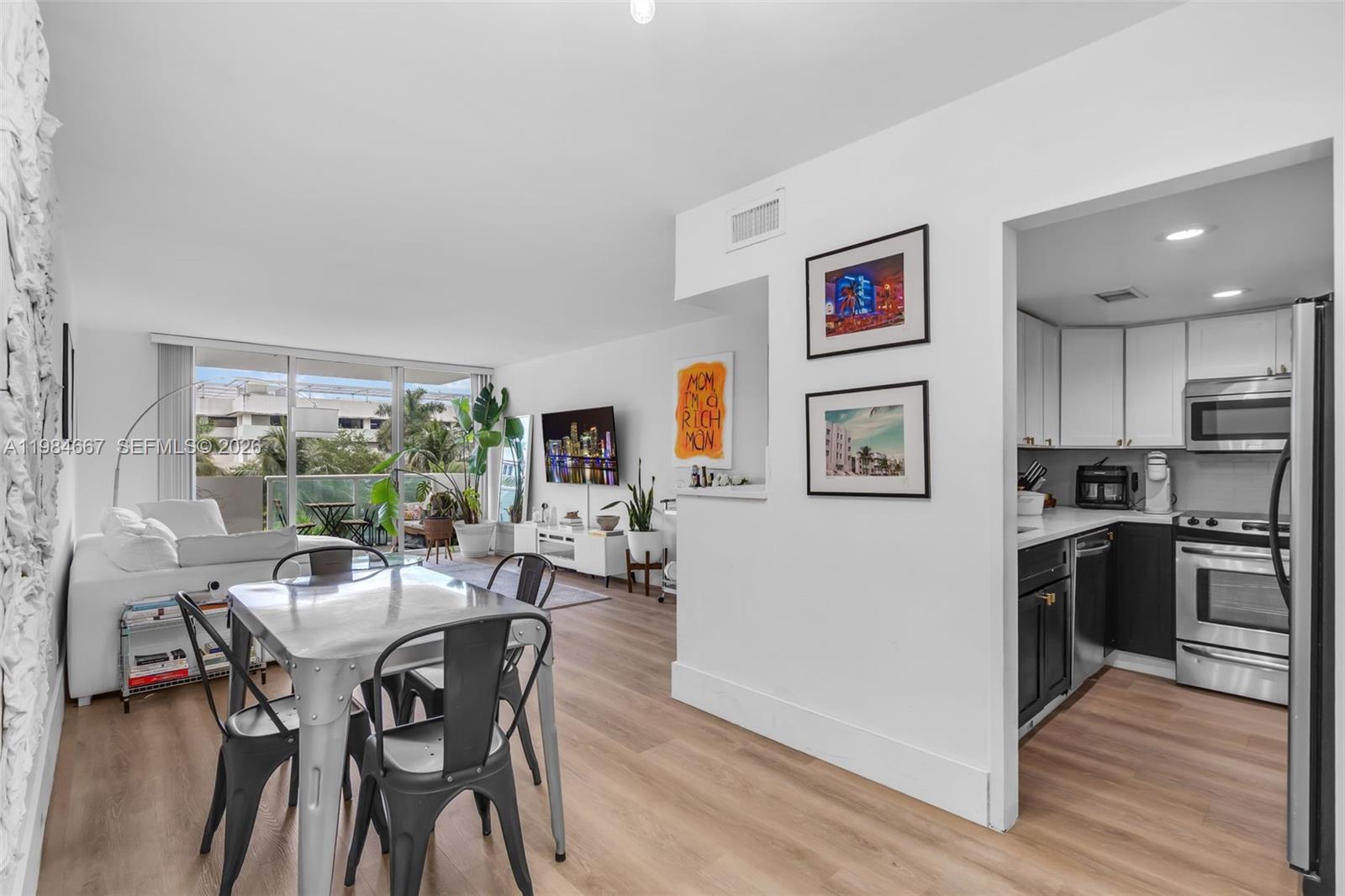 MIRADOR 1200 CONDO - Residential