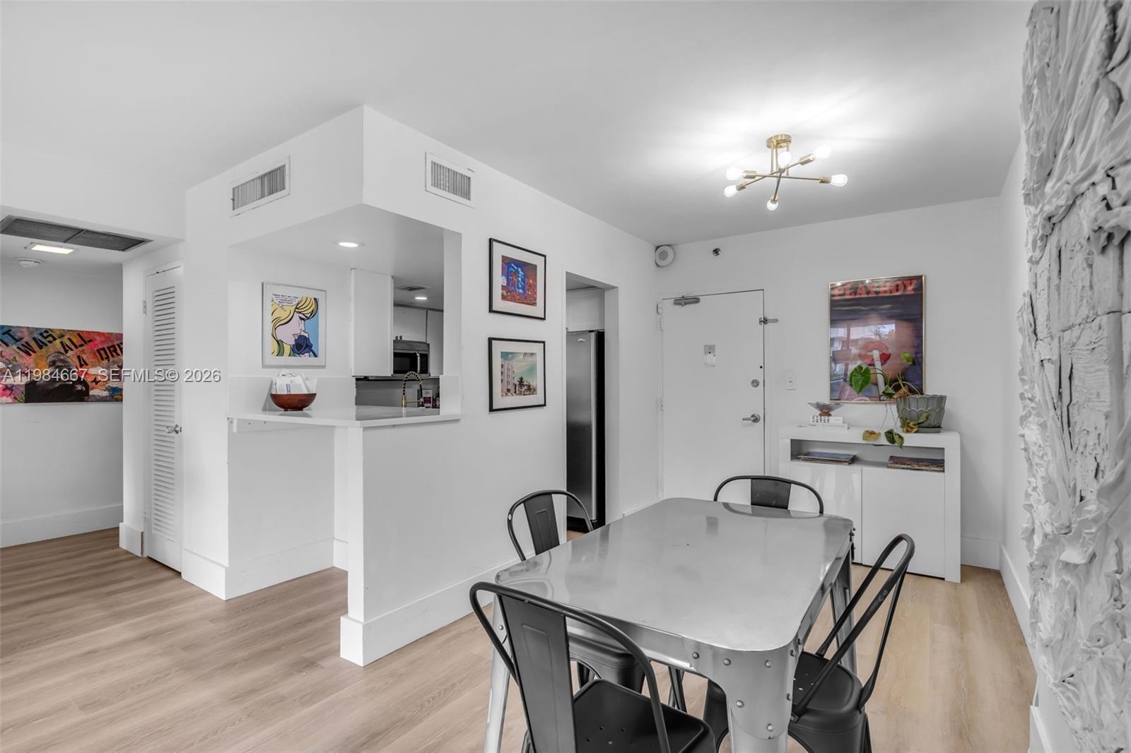 MIRADOR 1200 CONDO - Residential