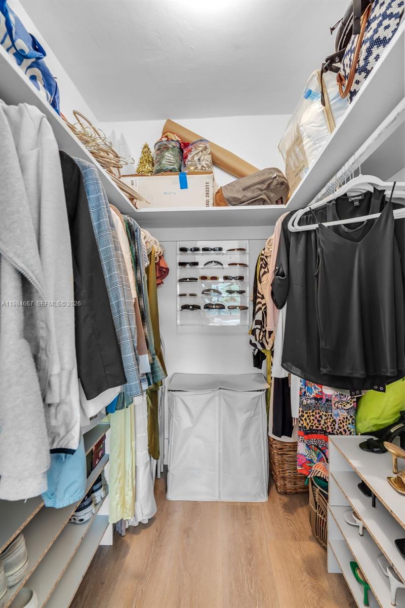 MIRADOR 1200 CONDO - Residential