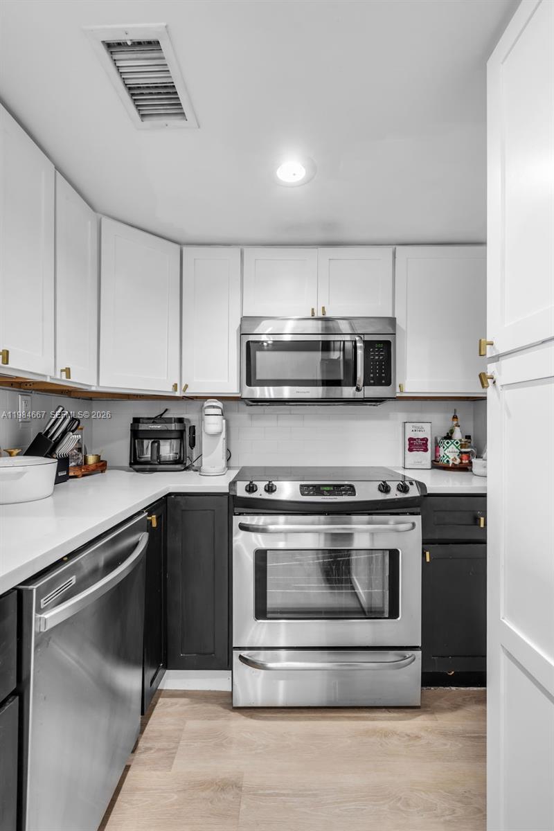 MIRADOR 1200 CONDO - Residential