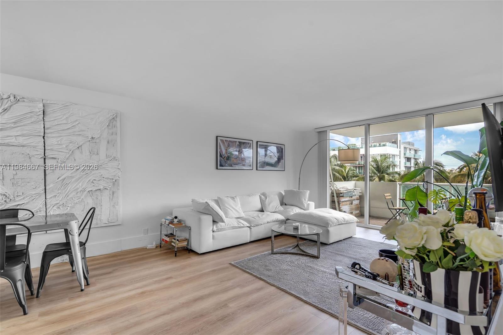 MIRADOR 1200 CONDO - Residential