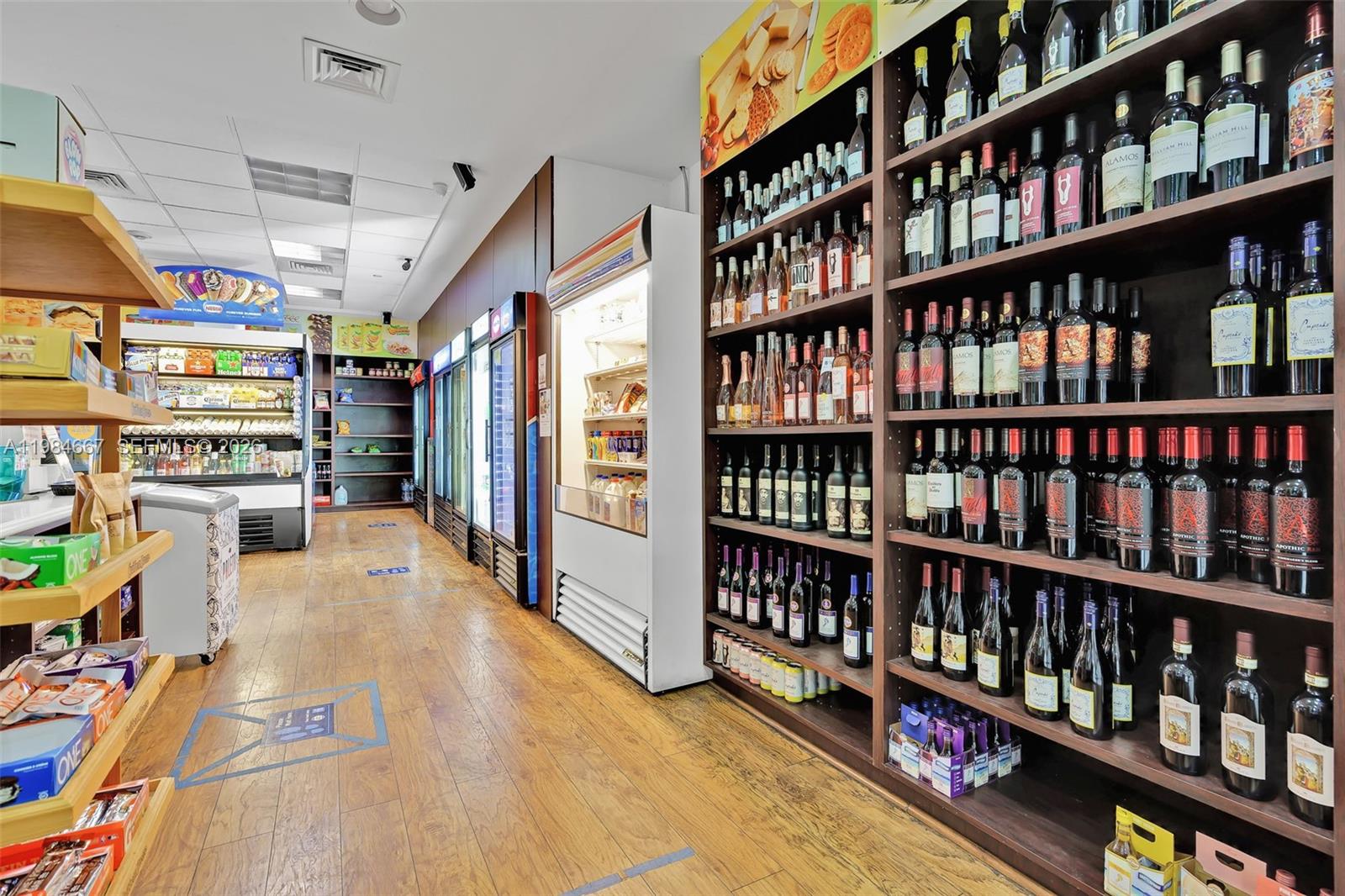 MIRADOR 1200 CONDO - Residential