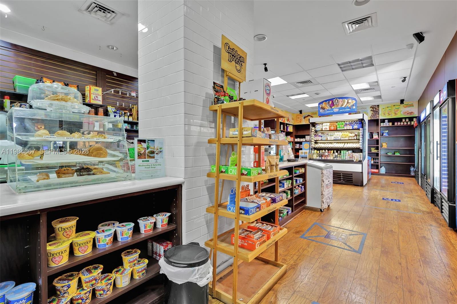 MIRADOR 1200 CONDO - Residential