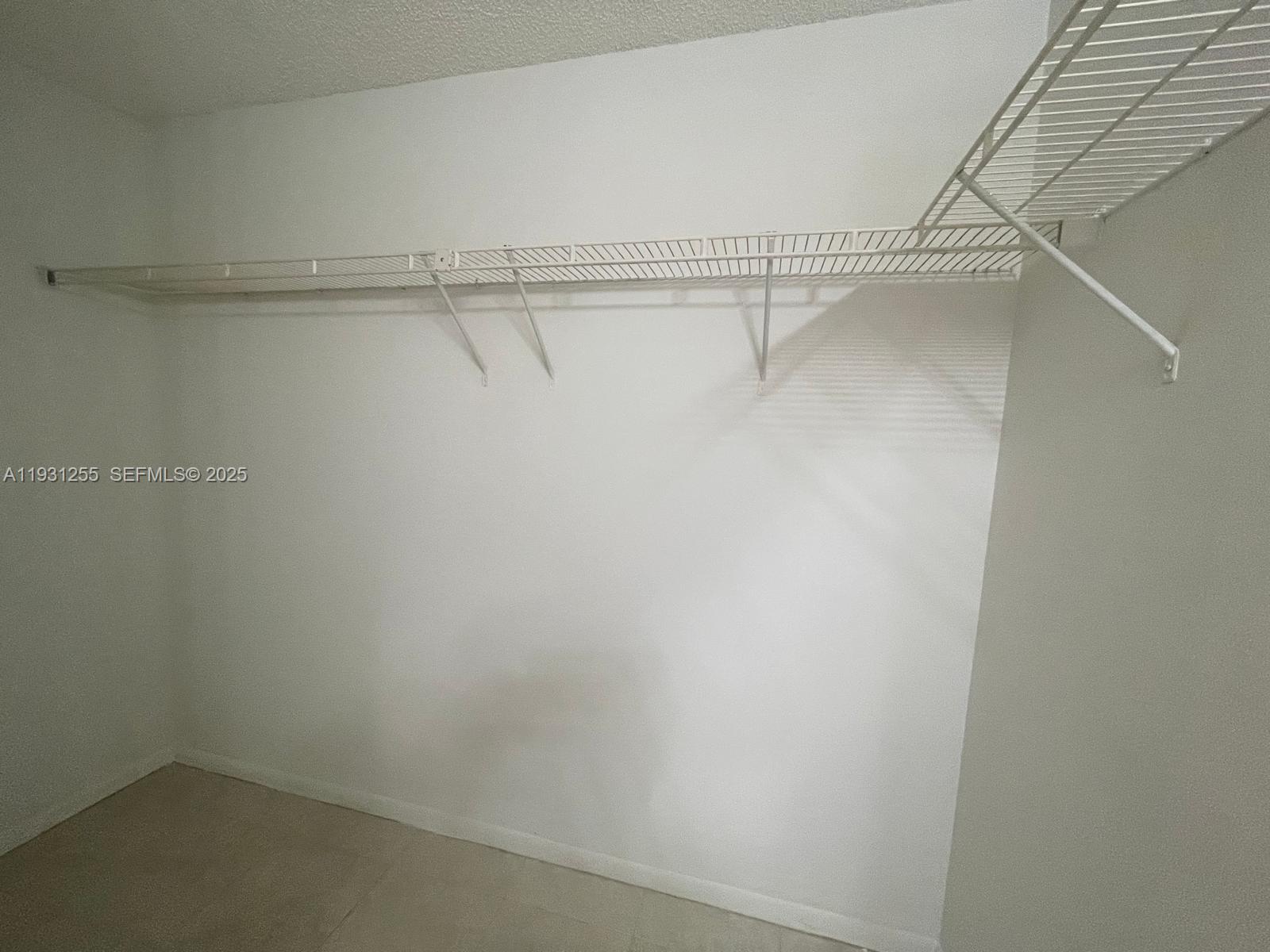 OLIVINE AT THE TOWNSHIP - Residential Lease