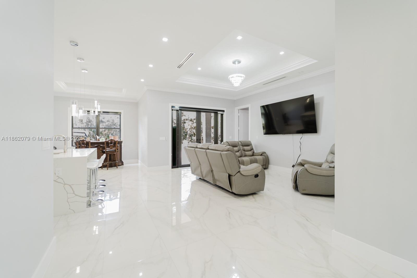 GOLDEN GATE EST UNIT 37 - Residential