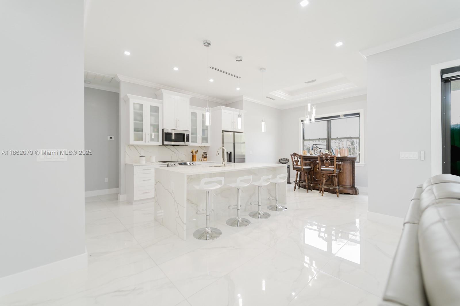 GOLDEN GATE EST UNIT 37 - Residential