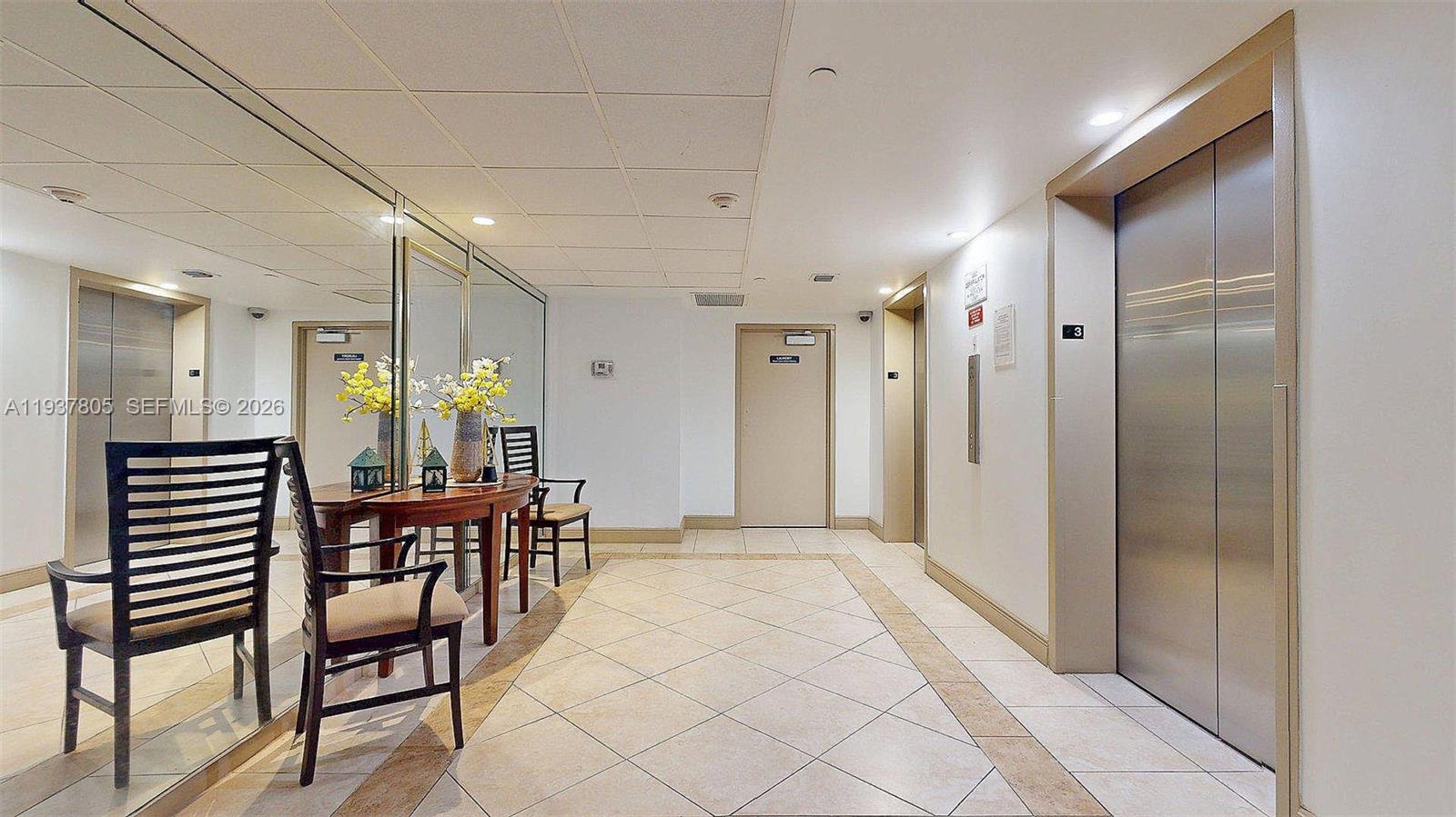 HILLCREST EAST NO 27 COND - Residential