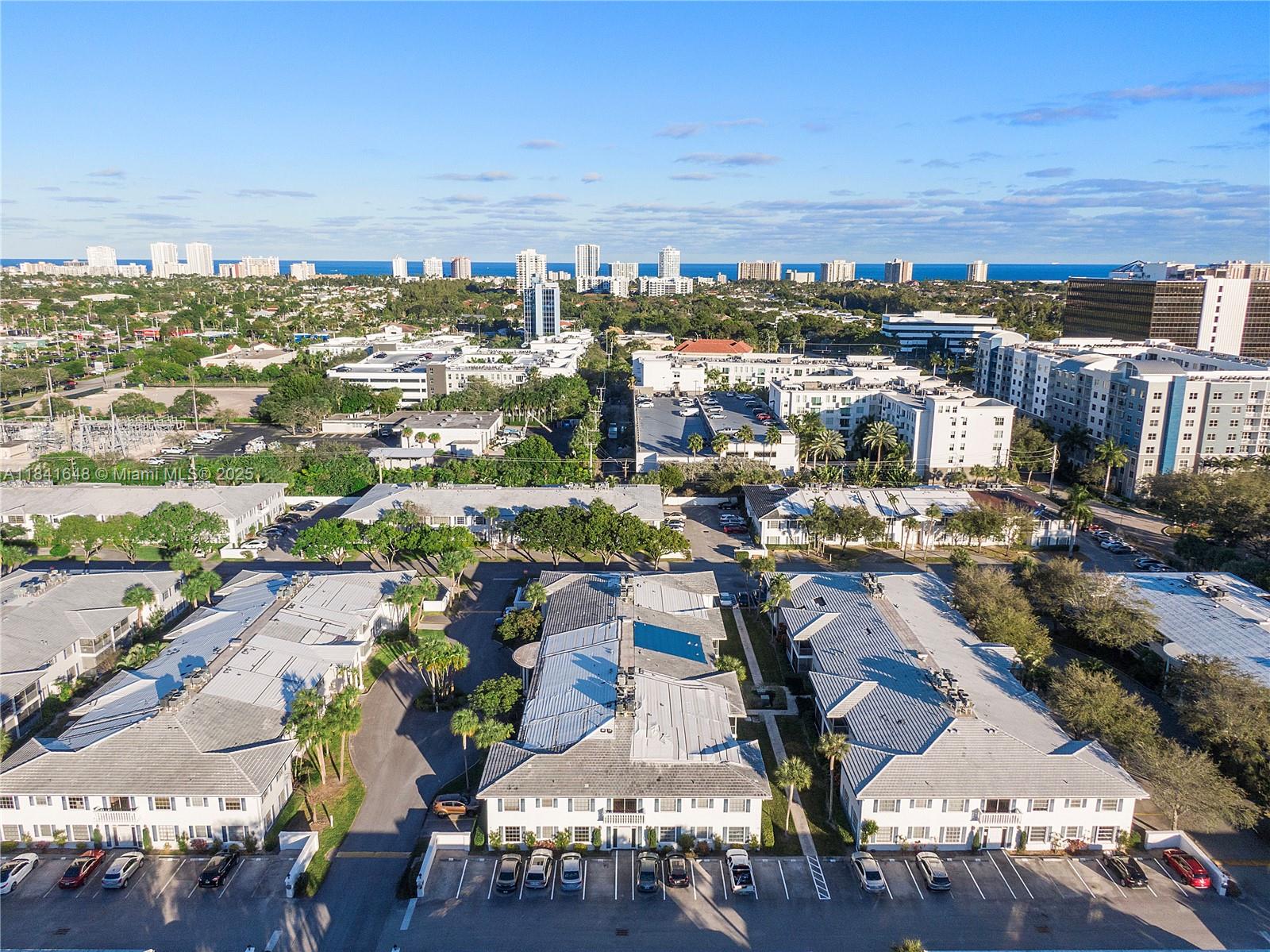 IMPERIAL POINT COLONNADES - Residential