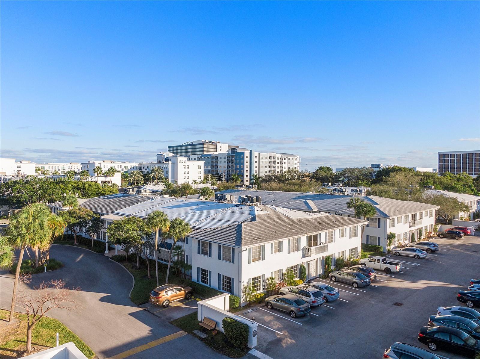 IMPERIAL POINT COLONNADES - Residential